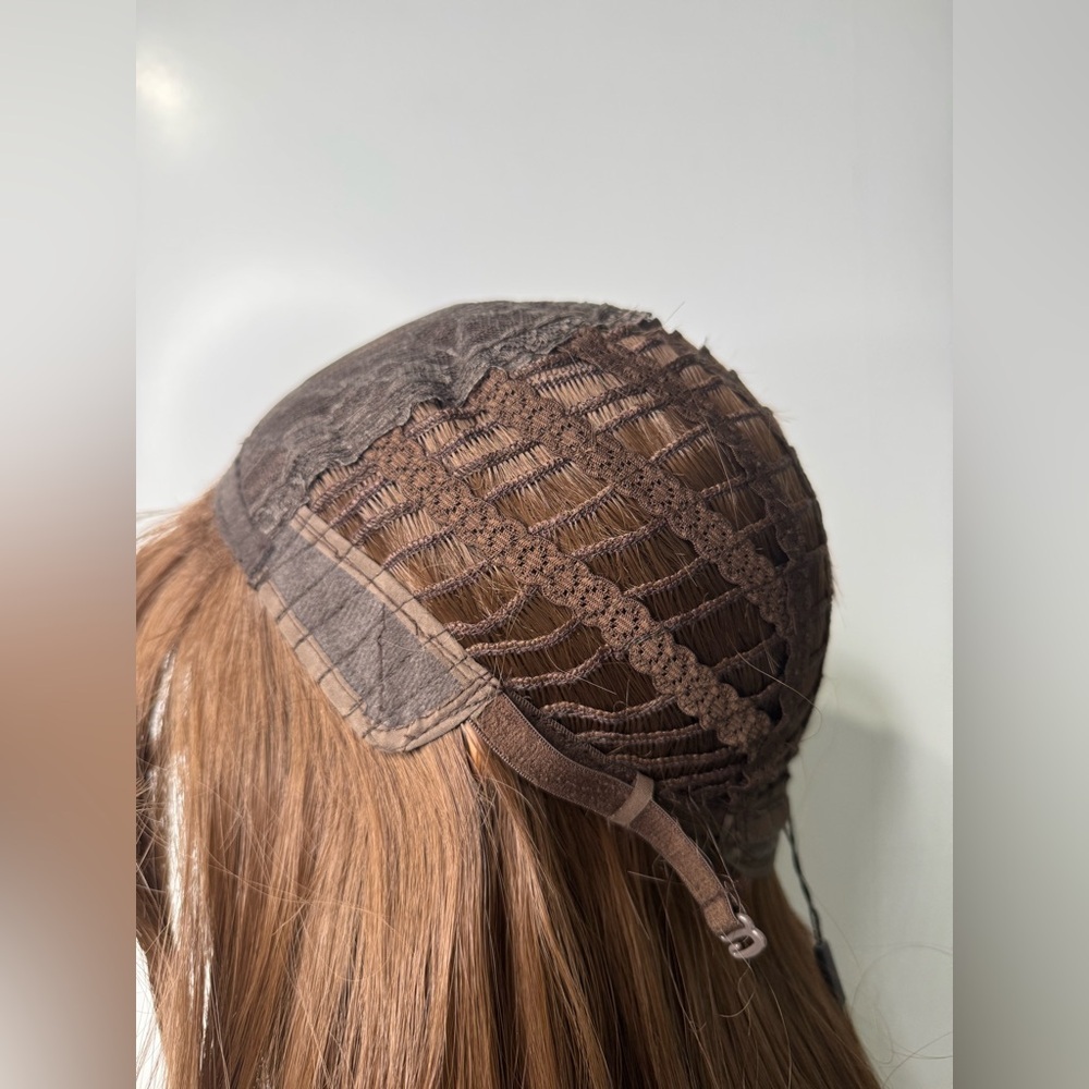 Long Chestnut Brown Synthetic Wig – Natural Brown, Curtain Bangs, Classic wig - Picture 4 of 11